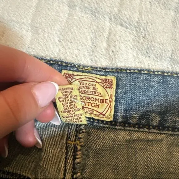 Vintage 90s Abercrombie & Fitch Denim Mini Skirt Dark Wash Raw Hem Sz 10 Y2K - Picture 4 of 9